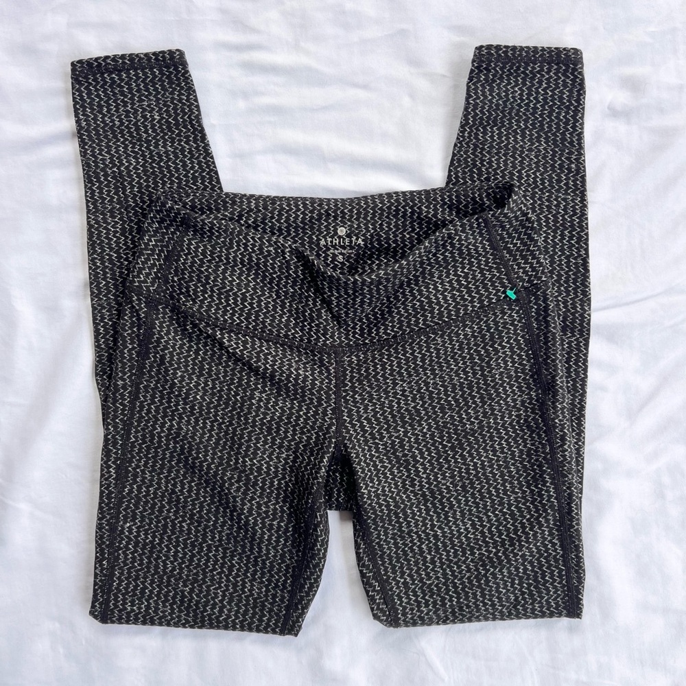 Athleta Chaturanga Heartbeat Tight Leggings Black Gray Print Size Small